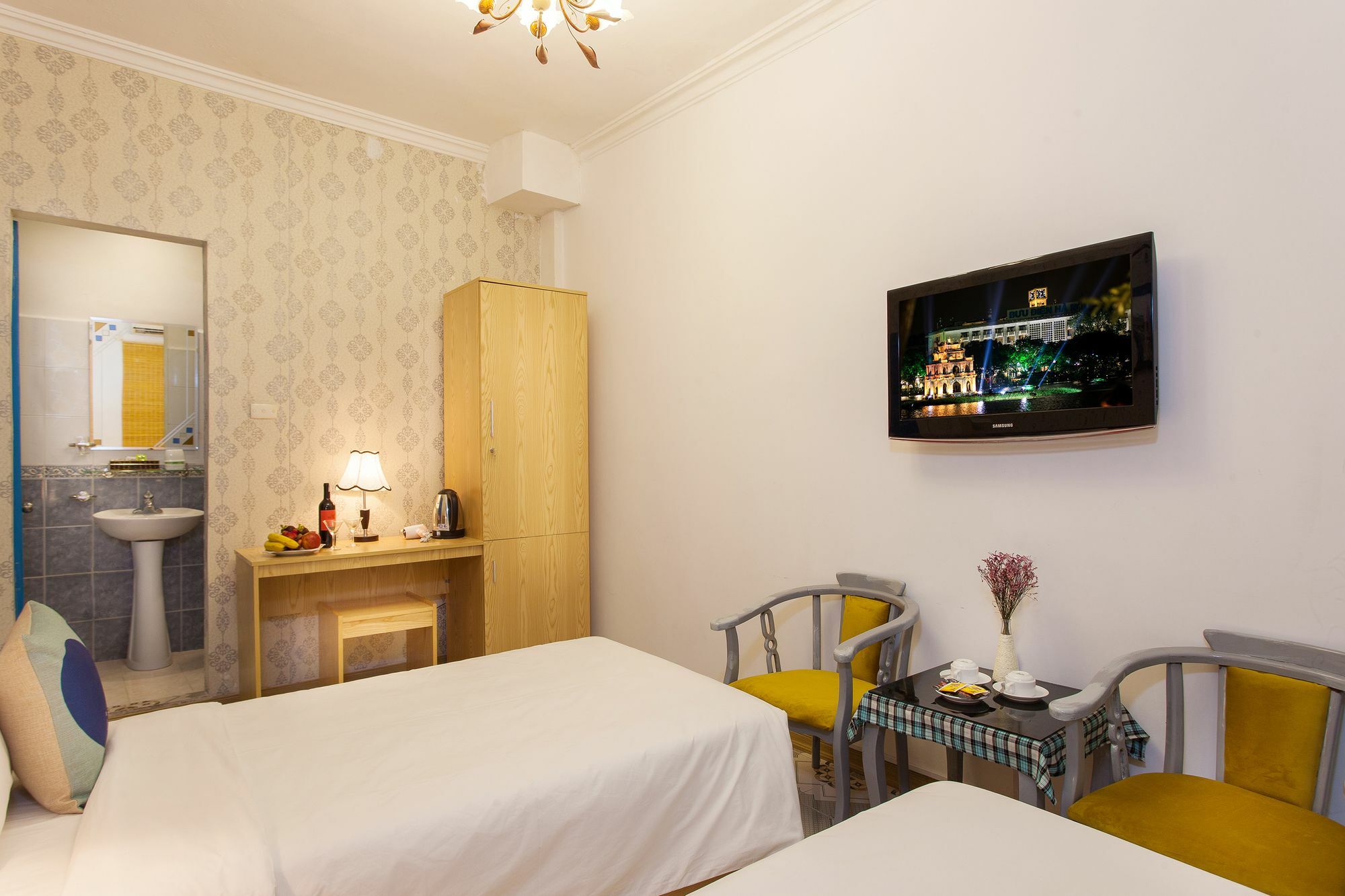 Hotel Pavilion 3*